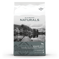 The front of a bag of Diamond Naturals Senior Dog Chicken, Egg & Oatmeal Formula.
