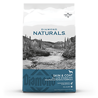 The front of a bag of Diamond Naturals Skin & Coat All Life Stages Dog Salmon & Potato Formula.