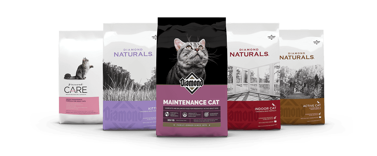 Five assorted bags of Diamond formulas for cats.